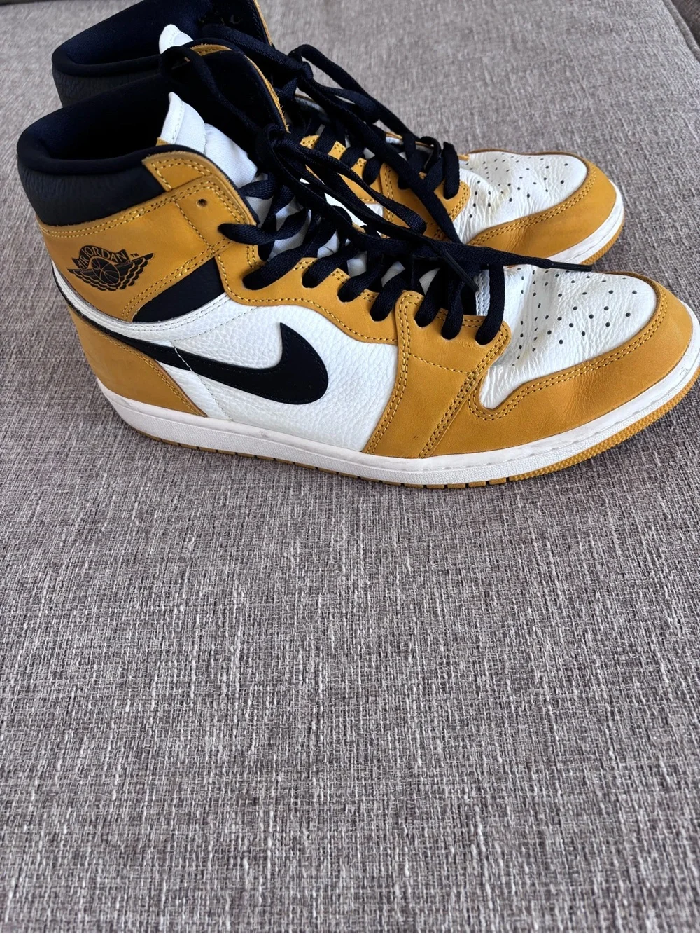 Nike Air Jordan 1 Mid - White & Mustard Men’s Sneakers